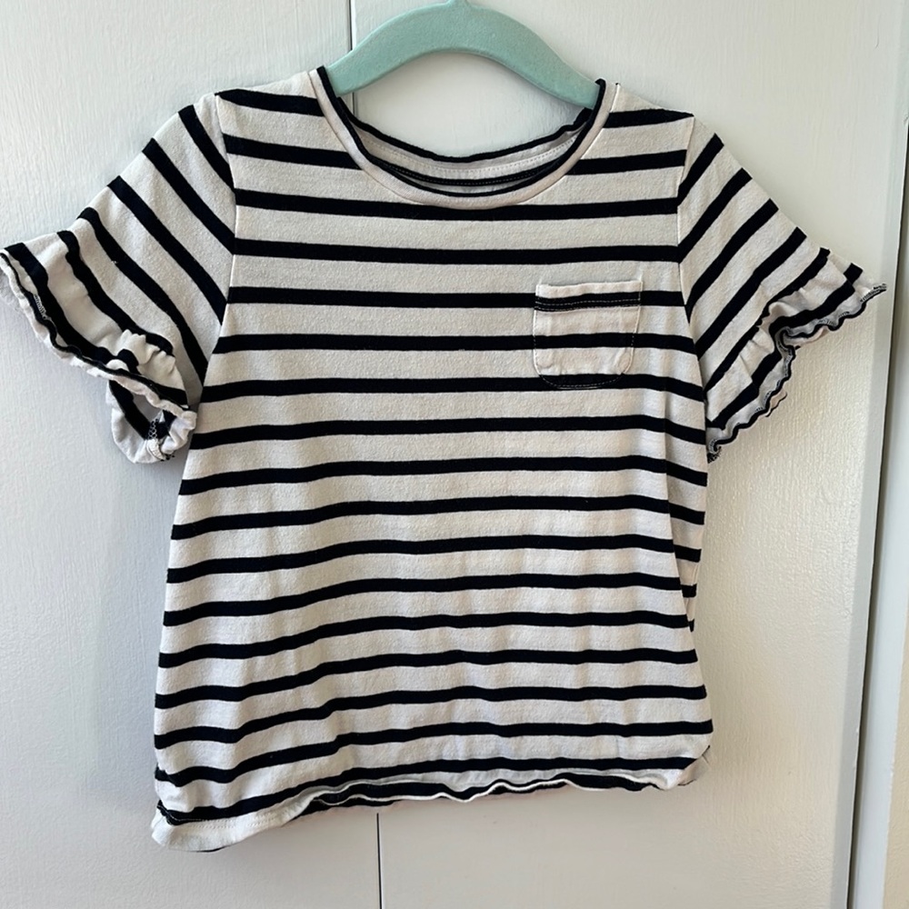 Gap 5 T top